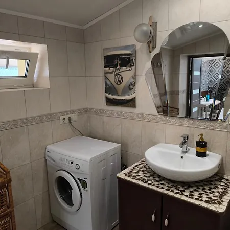 центр оперний театр однокімнатні з кухня-студія кондиціонер Lviv