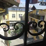 центр оперний театр однокімнатні з кухня-студія кондиціонер * Lviv