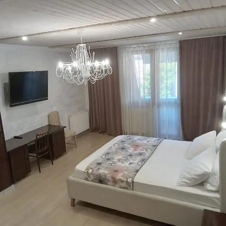 центр оперний театр однокімнатні з кухня-студія кондиціонер *