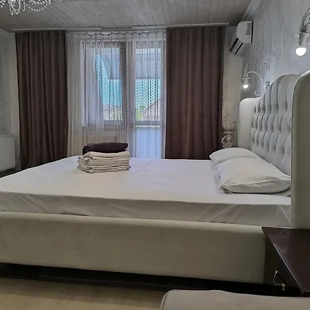 Lägenhet центр оперний театр однокімнатні з кухня-студія кондиціонер