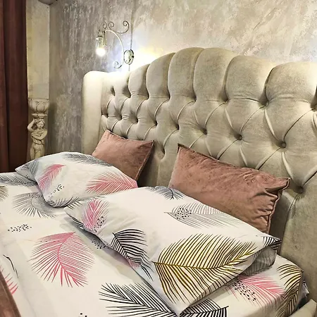 центр оперний театр однокімнатні з кухня-студія кондиціонер *