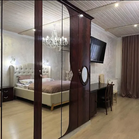 центр оперний театр однокімнатні з кухня-студія кондиціонер Lviv