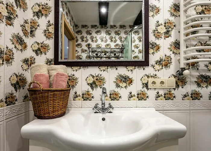 центр оперний театр однокімнатні з кухня-студія кондиціонер *