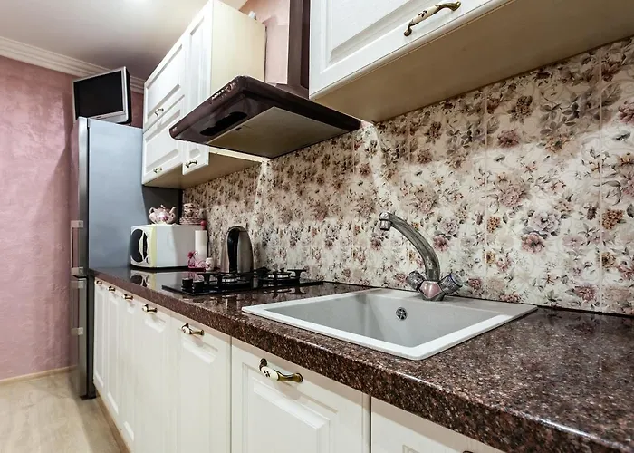 центр оперний театр однокімнатні з кухня-студія кондиціонер *