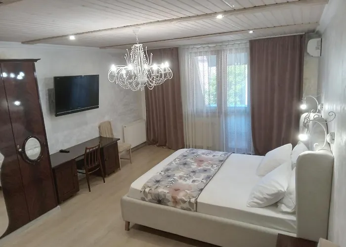 центр оперний театр однокімнатні з кухня-студія кондиціонер *