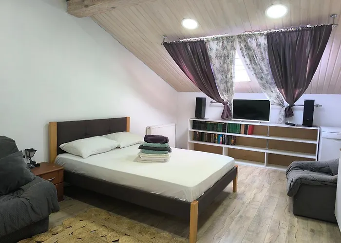 центр оперний театр однокімнатні з кухня-студія кондиціонер Apartamento