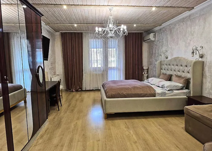 центр оперний театр однокімнатні з кухня-студія кондиціонер Apartamento