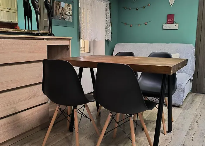 Apartamento центр оперний театр однокімнатні з кухня-студія кондиціонер